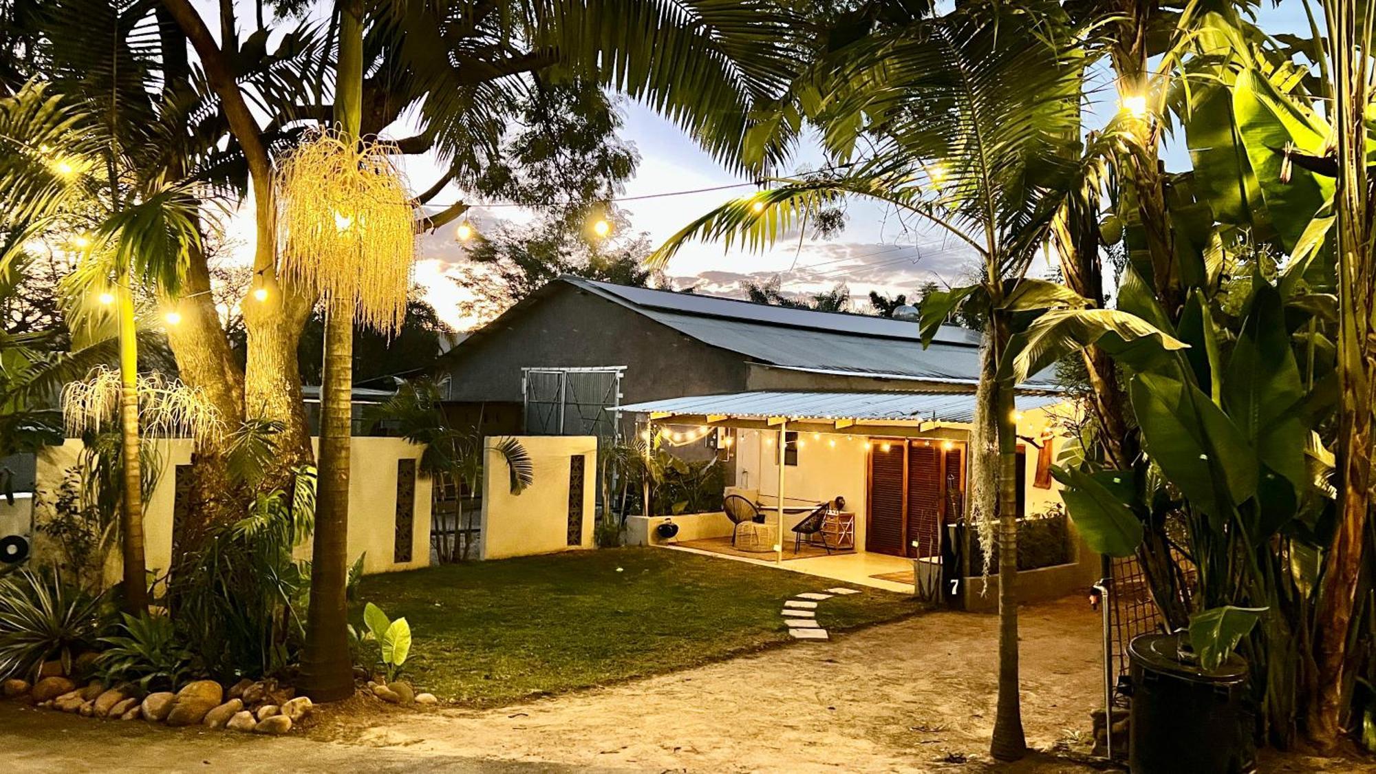 Loerieroep Estate - Mountainview Selfcatering Accommodation Nelspruit 넬스프리트 외부 사진