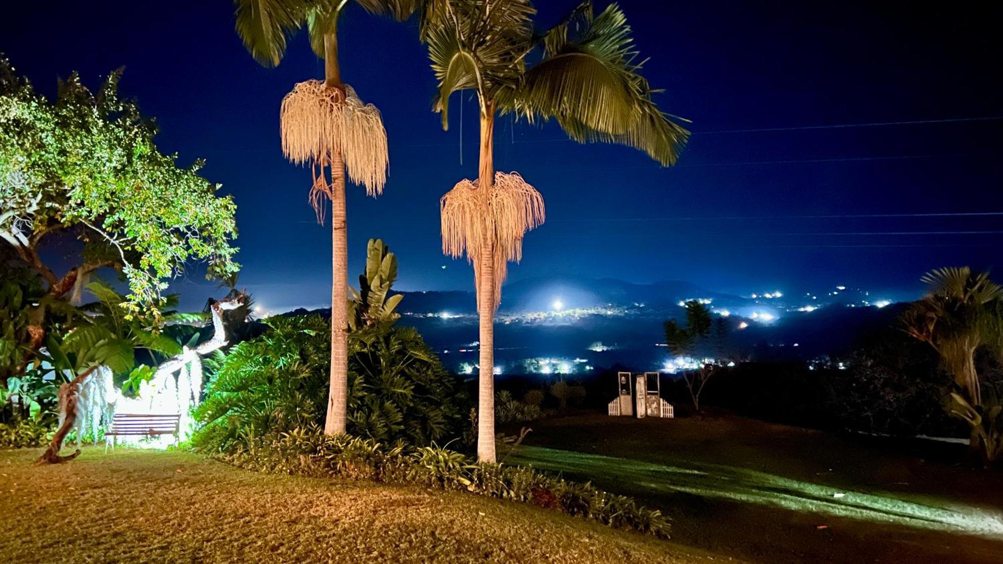 Loerieroep Estate - Mountainview Selfcatering Accommodation Nelspruit 넬스프리트 외부 사진