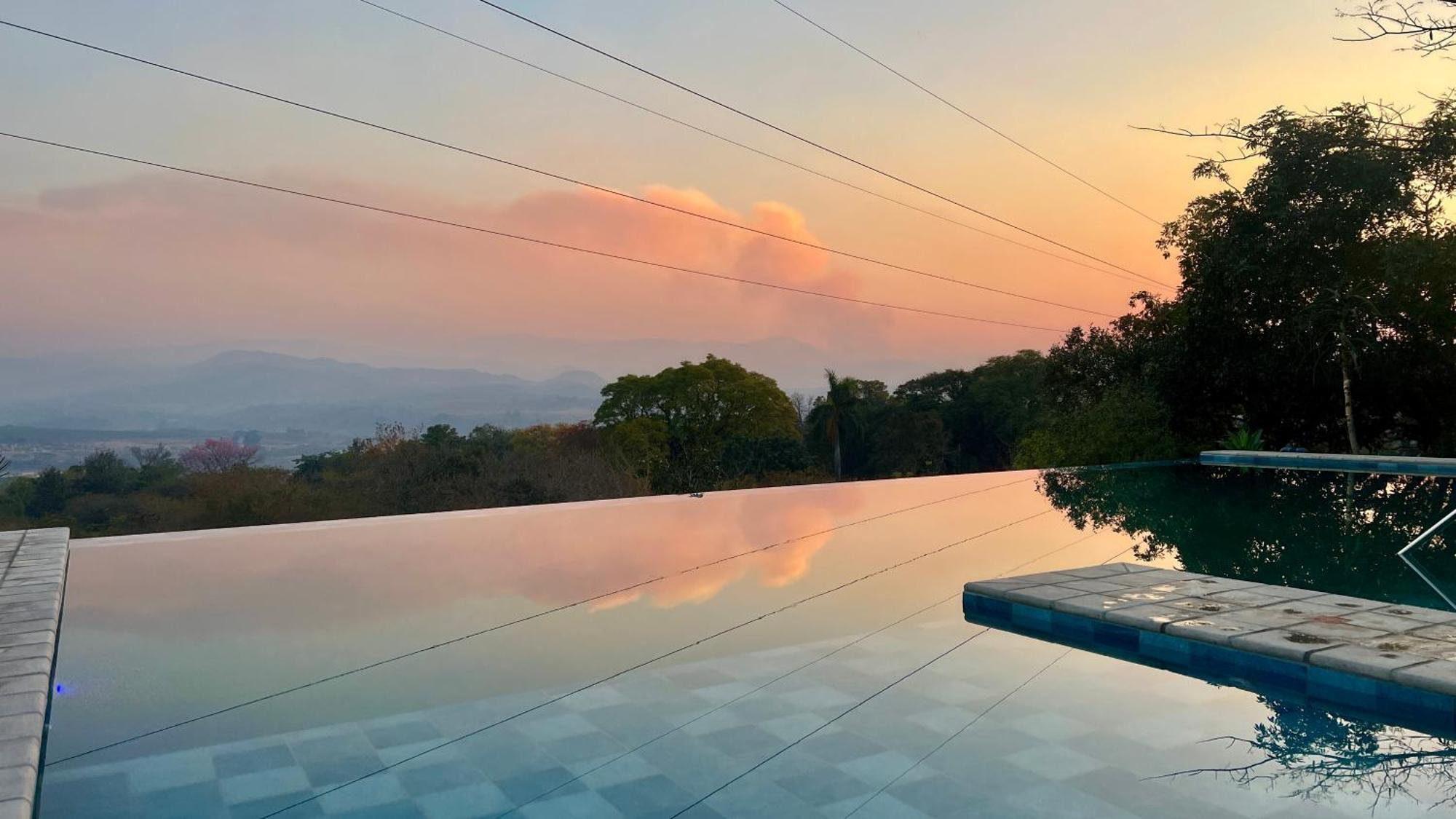 Loerieroep Estate - Mountainview Selfcatering Accommodation Nelspruit 넬스프리트 외부 사진