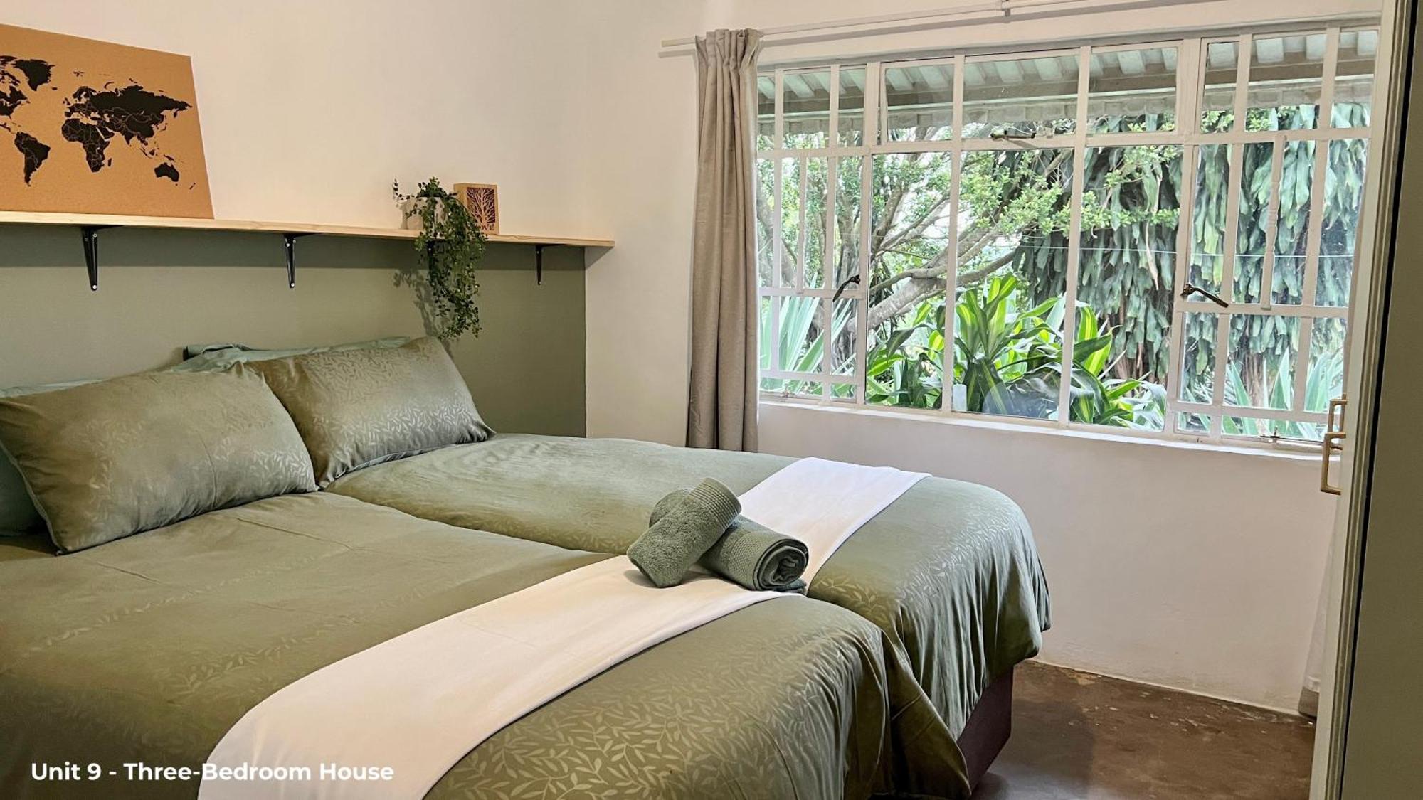 Loerieroep Estate - Mountainview Selfcatering Accommodation Nelspruit 넬스프리트 외부 사진