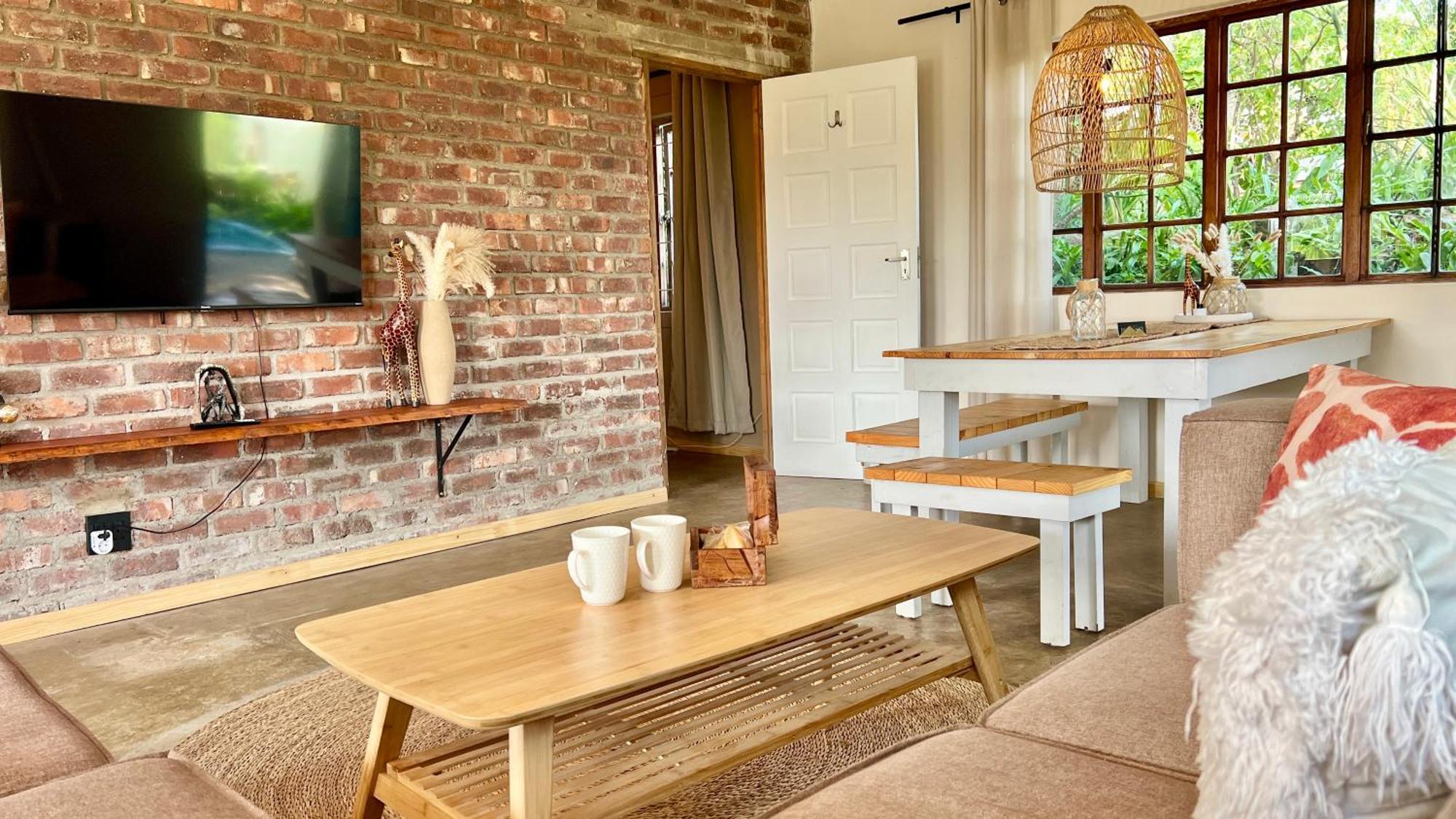 Loerieroep Estate - Mountainview Selfcatering Accommodation Nelspruit 넬스프리트 외부 사진