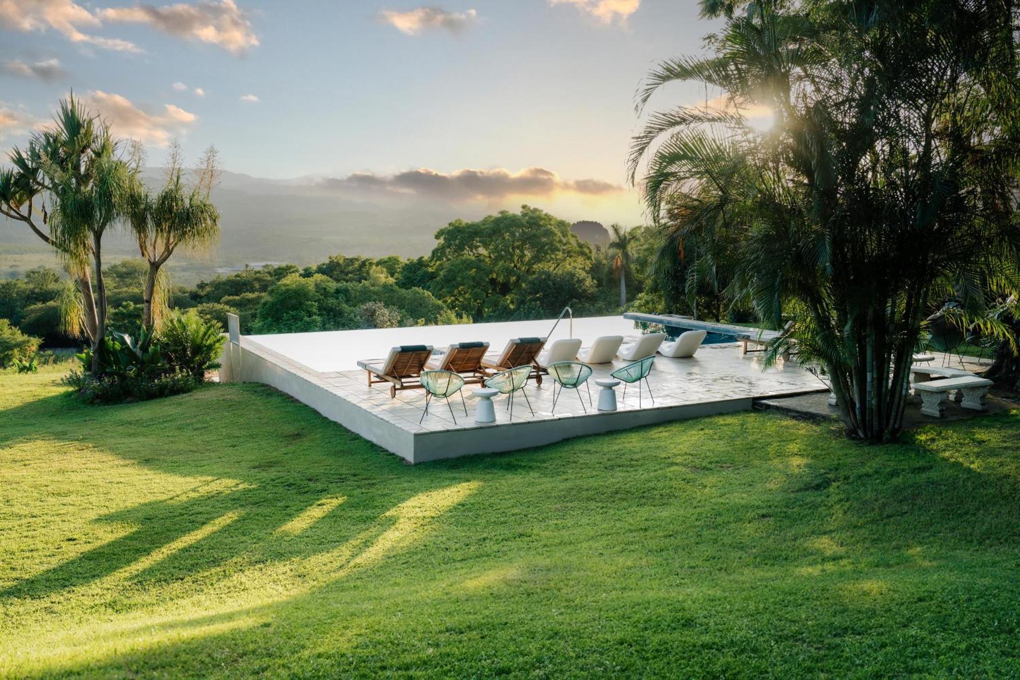 Loerieroep Estate - Mountainview Selfcatering Accommodation Nelspruit 넬스프리트 외부 사진